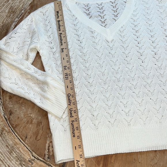WHITE V-Neck Eyelet Sweater, Size S, NWOT - Picture 3 of 6